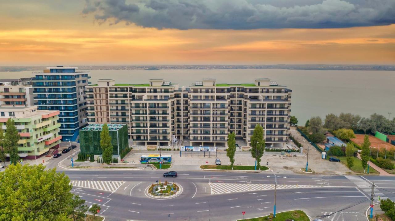 Aurora Apartments Mamaia Exterior photo